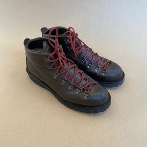 Danner Mountain Light size 12